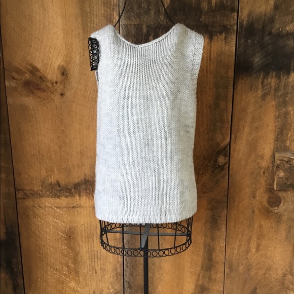 Calvin Klein Sweater vest - Picture 2 of 4